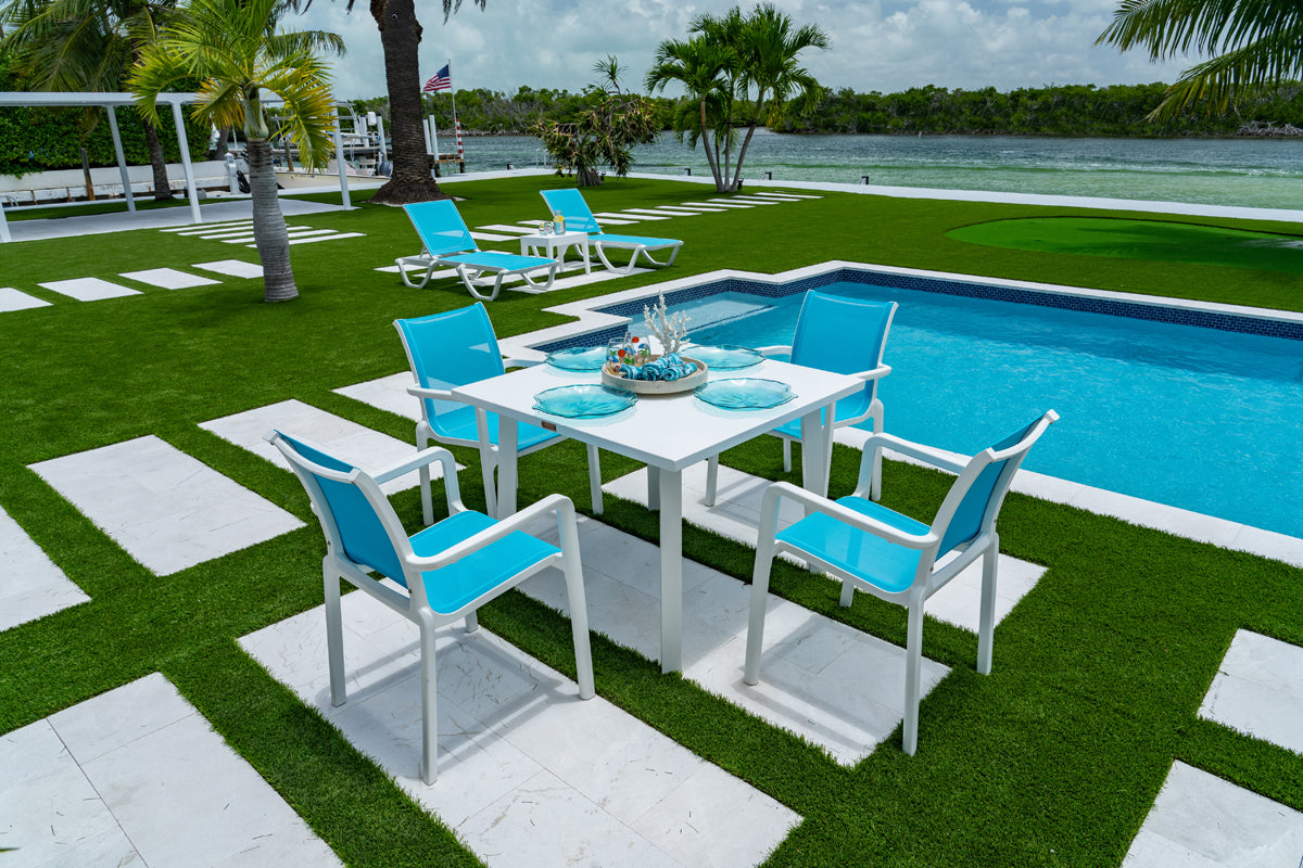 Panama Jack Abaco 5-Piece Dining Set