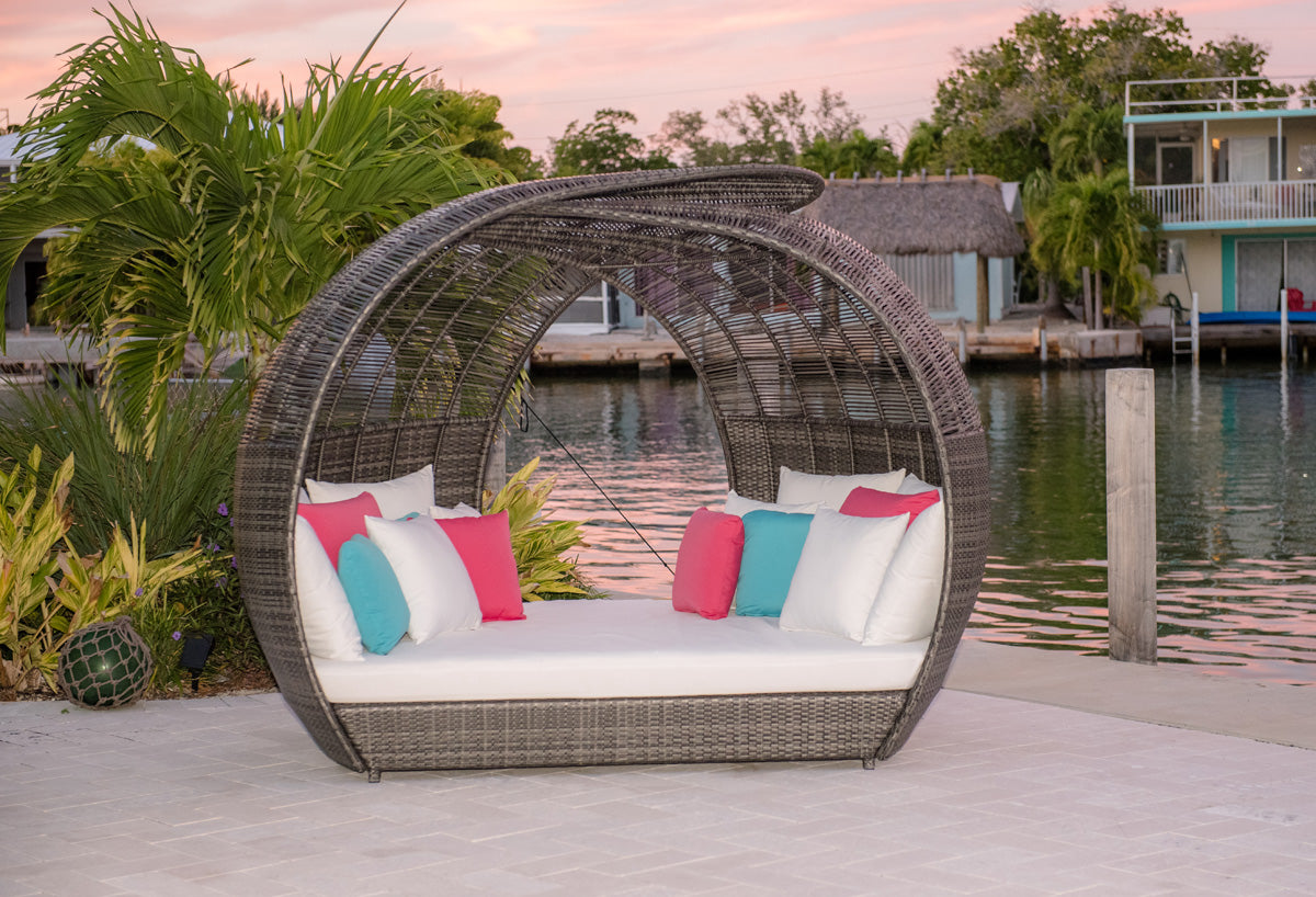 Panama Jack Banyan Daybed